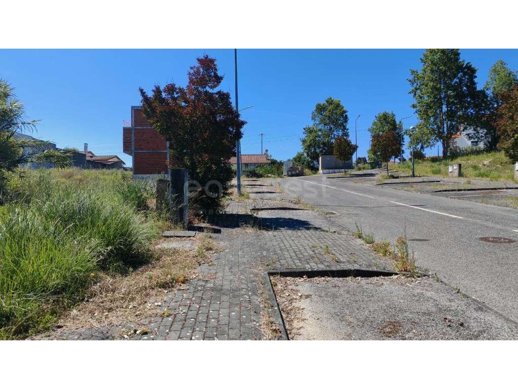 Lote para construção de moradia unifamiliar - Grande imagem: 4/6