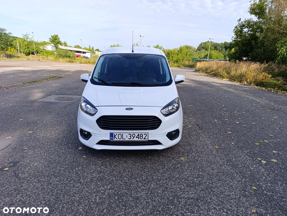 Ford Transit Courier - 3