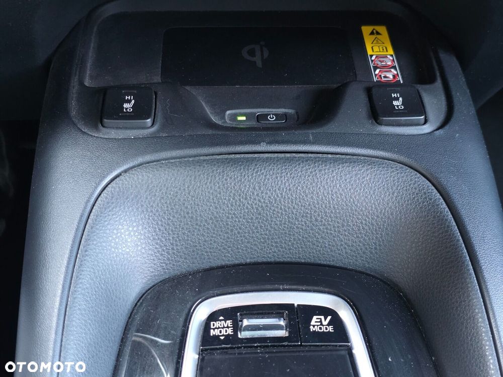 Toyota Corolla 1.8 Hybrid Comfort - 16