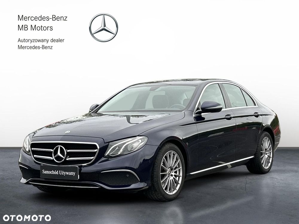 Mercedes-Benz Klasa E 220 d 4Matic 9G-TRONIC AMG Line - 2