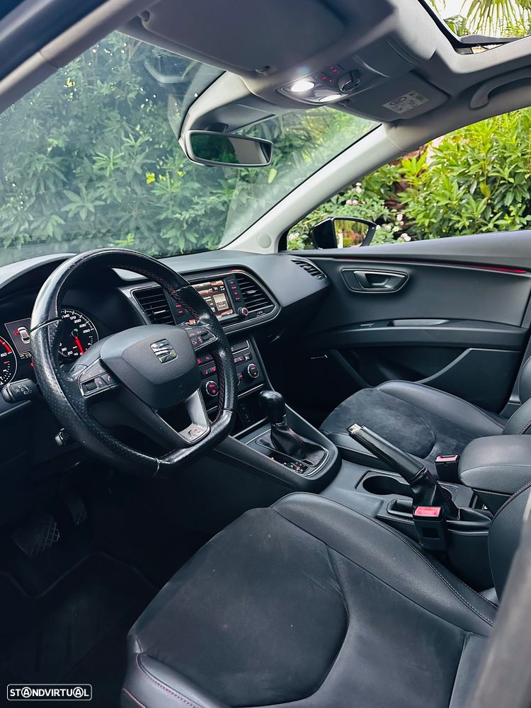 SEAT Leon 2.0 TDI DPF S&S DSG FR - 31