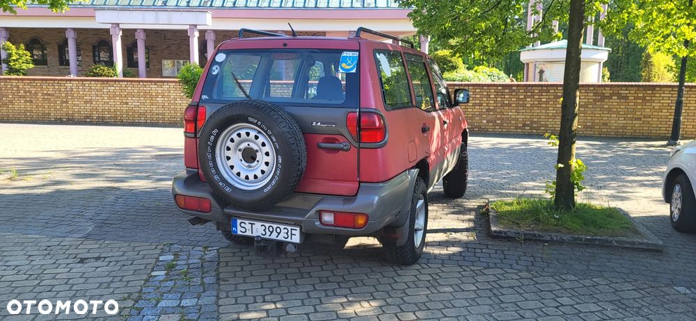 Nissan Terrano - 4