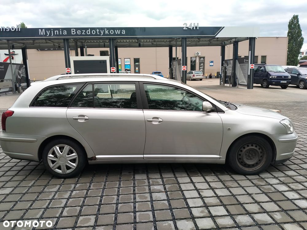 Toyota Avensis 2.0 D-4D Prestige - 4