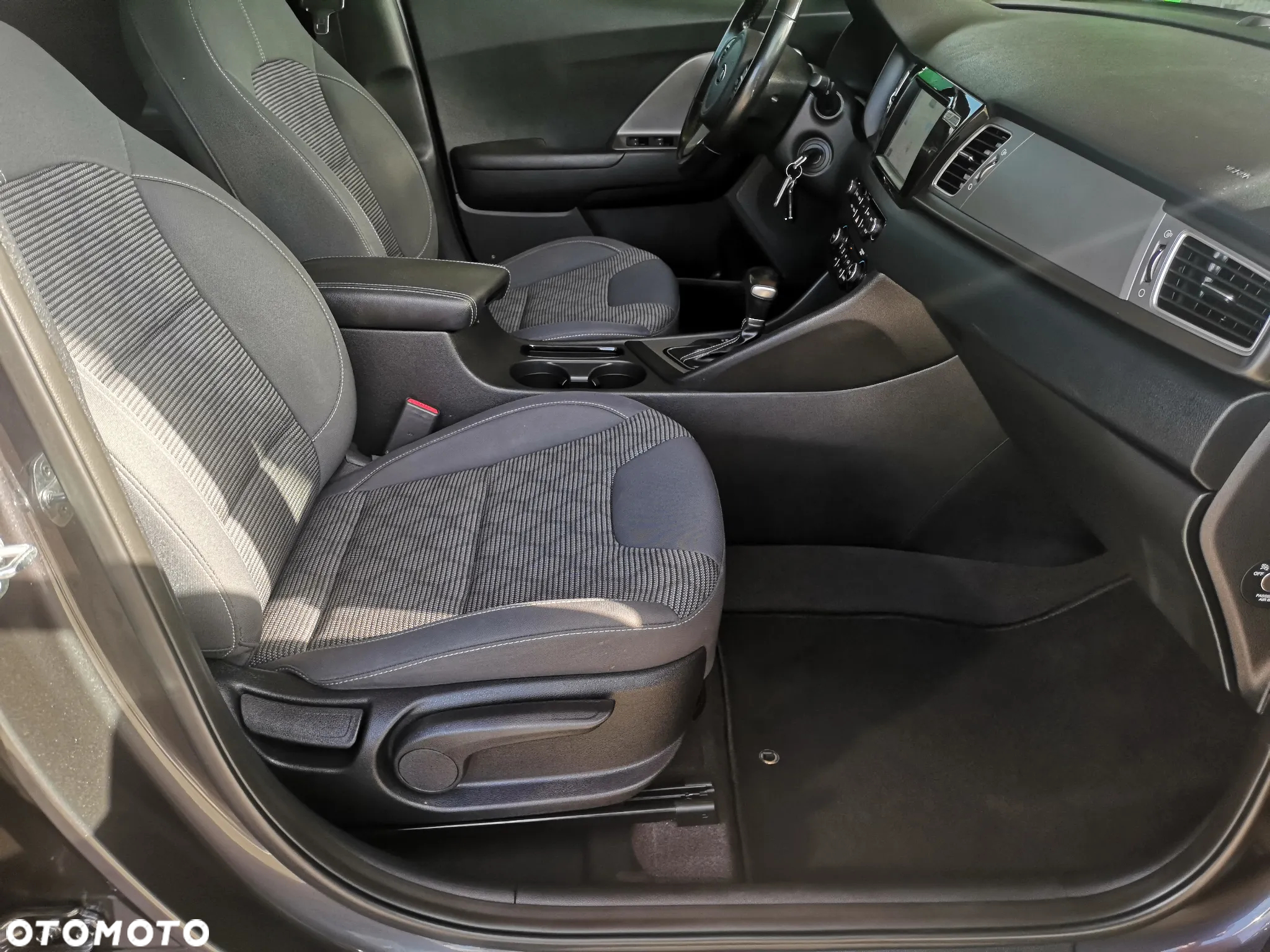 Kia Niro 1.6 GDI Hybrid XL - 23