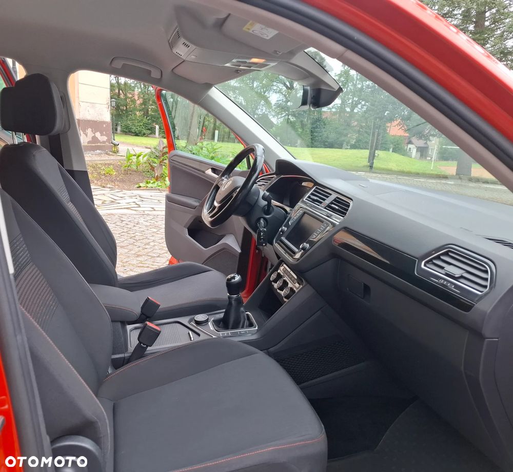 Volkswagen Tiguan 2.0 TDI SCR 4MOTION (BlueMotion Tech) Sound - 14