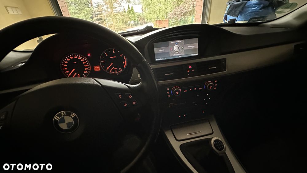 BMW Seria 3 320d DPF - 11