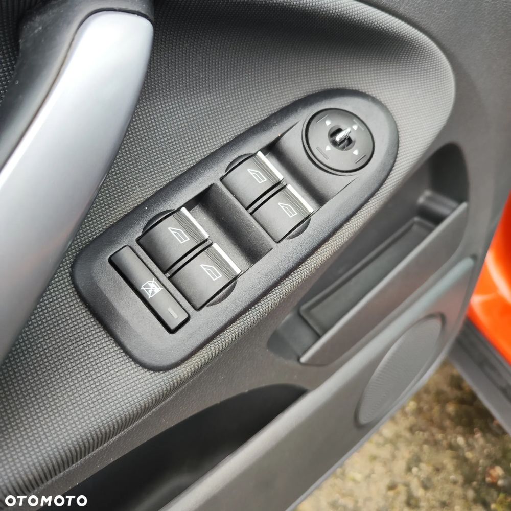 Ford Kuga 2.0 TDCi 4x4 Trend - 14