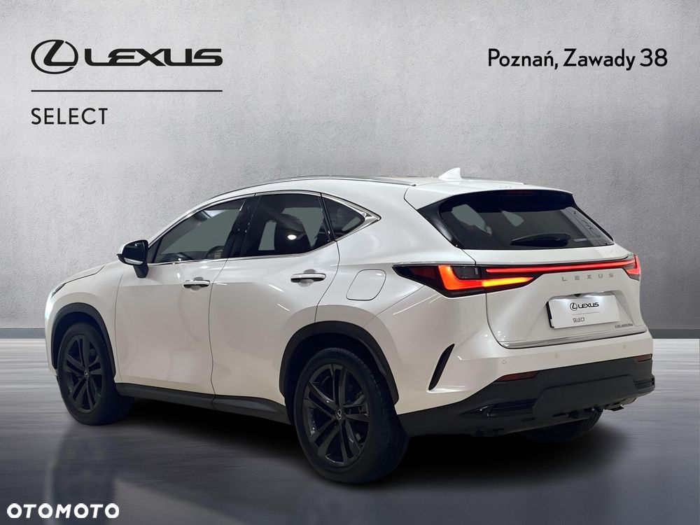 Lexus NX - 9