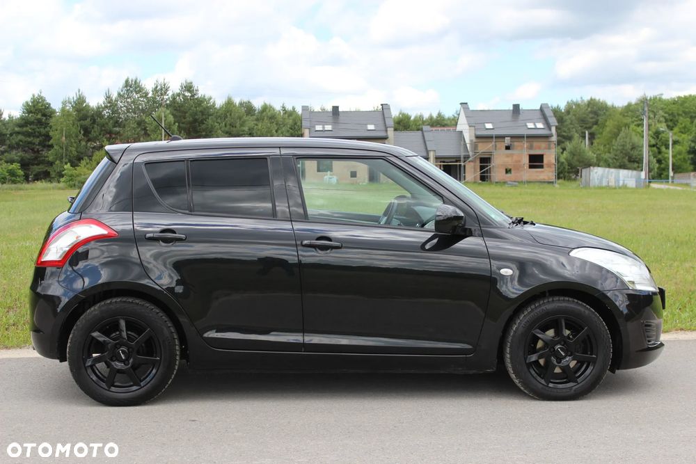 Suzuki Swift - 8