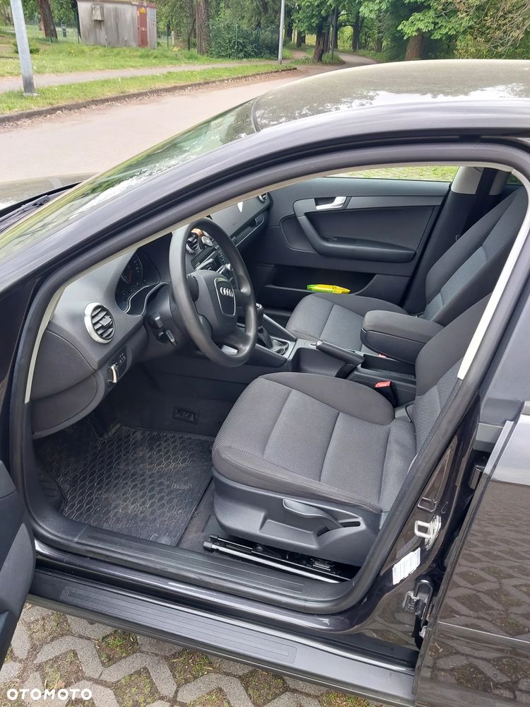 Audi A3 Sportback - 13