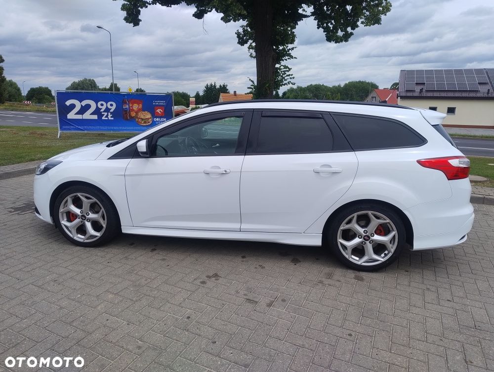 Ford Focus - 8
