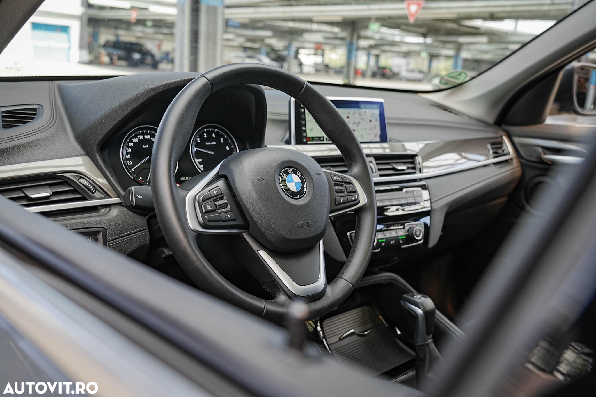 BMW X1 xDrive25e xLine - 11