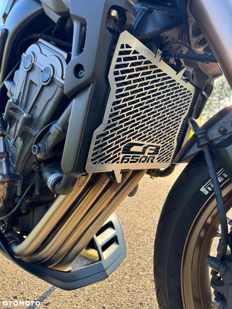 Honda CB - 9