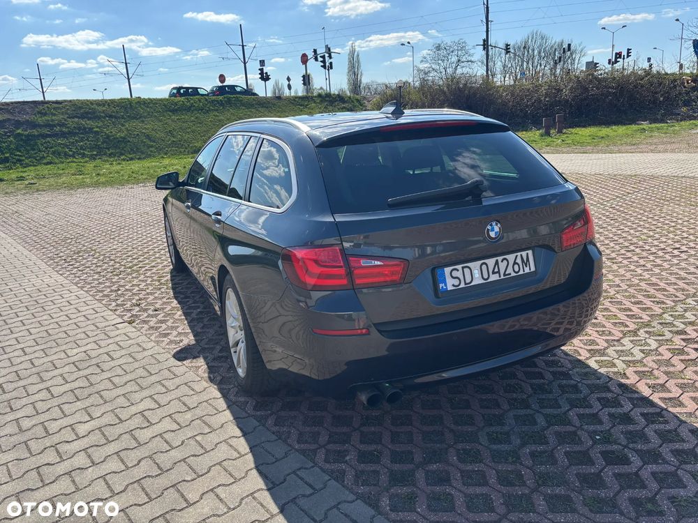 BMW Seria 5 520d Luxury Line - 3