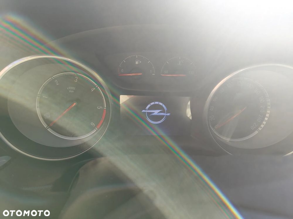 Opel Insignia - 5