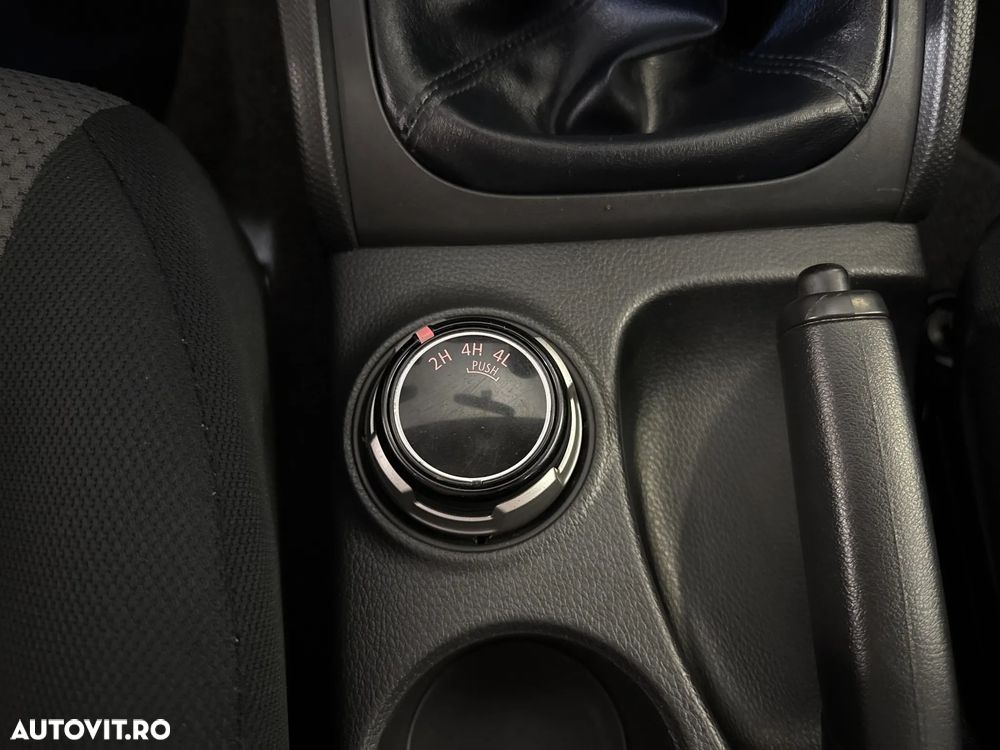 Mitsubishi L200 - 16