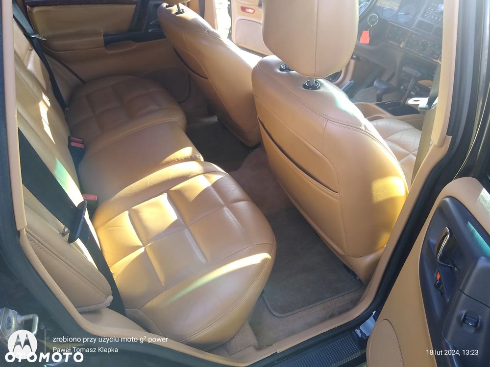 Jeep Grand Cherokee - 13