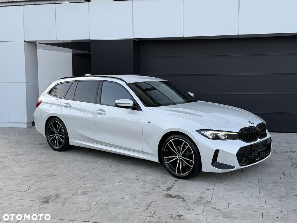 BMW Seria 3 320d xDrive Edition M Sport Shadow - 31