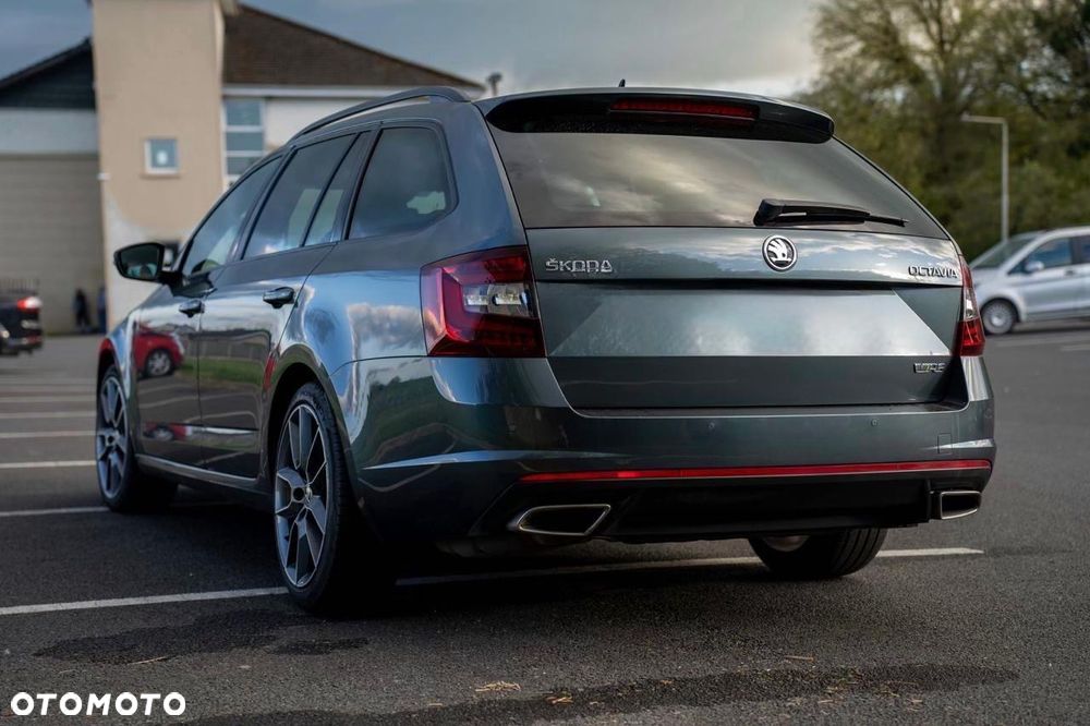 Skoda Octavia 2.0 TDI RS Challenge DSG - 31