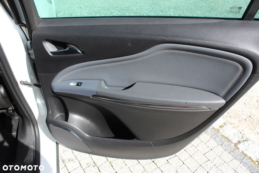 Opel Zafira - 20
