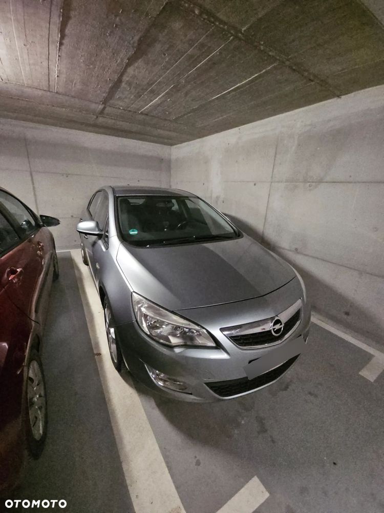 Opel Astra 1.6 Enjoy - 13