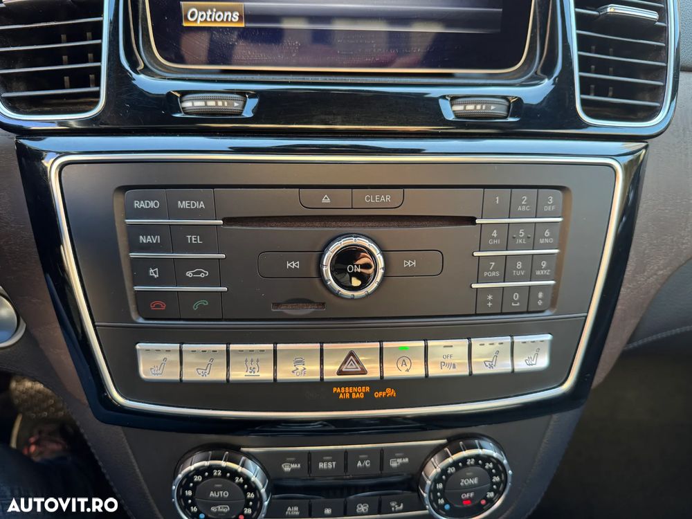 Mercedes-Benz GLE 400 4Matic 9G-TRONIC AMG Line - 21