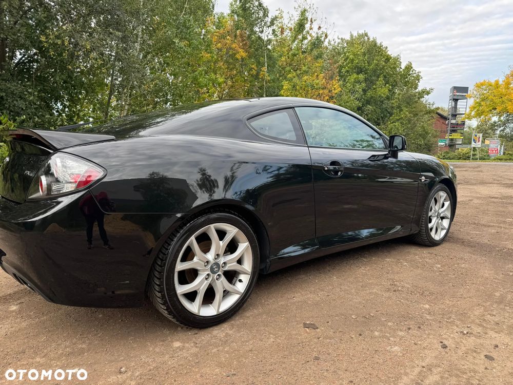 Hyundai Coupe - 4