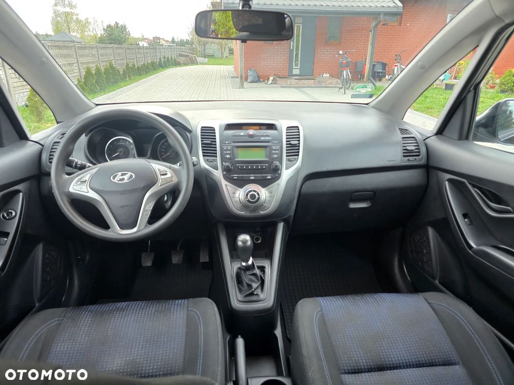 Hyundai ix20 1.4 Comfort blue - 14