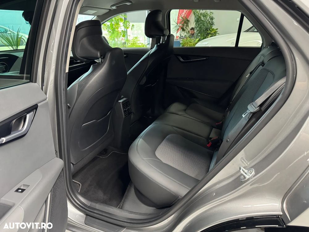 Kia Niro e-Niro 150 kW Vision - 8