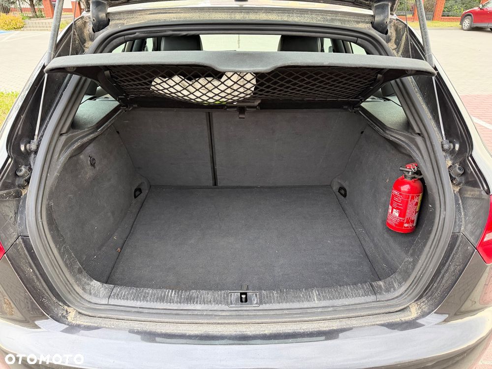 Audi A3 Sportback 2.0 TDI DPF Quattro Ambiente - 27