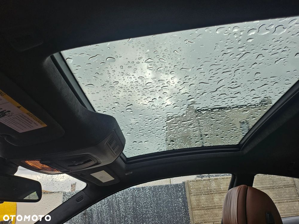 BMW Seria 6 650i xDrive - 24