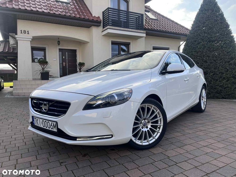 Volvo V40 D2 Momentum - 30