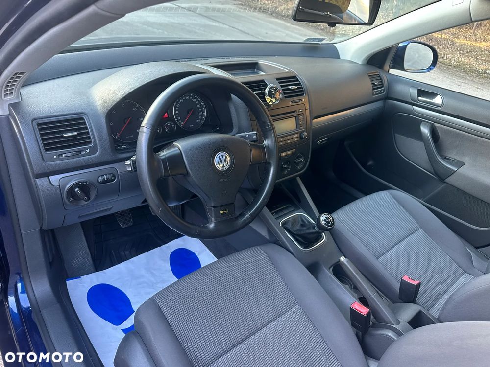 Volkswagen Jetta - 20