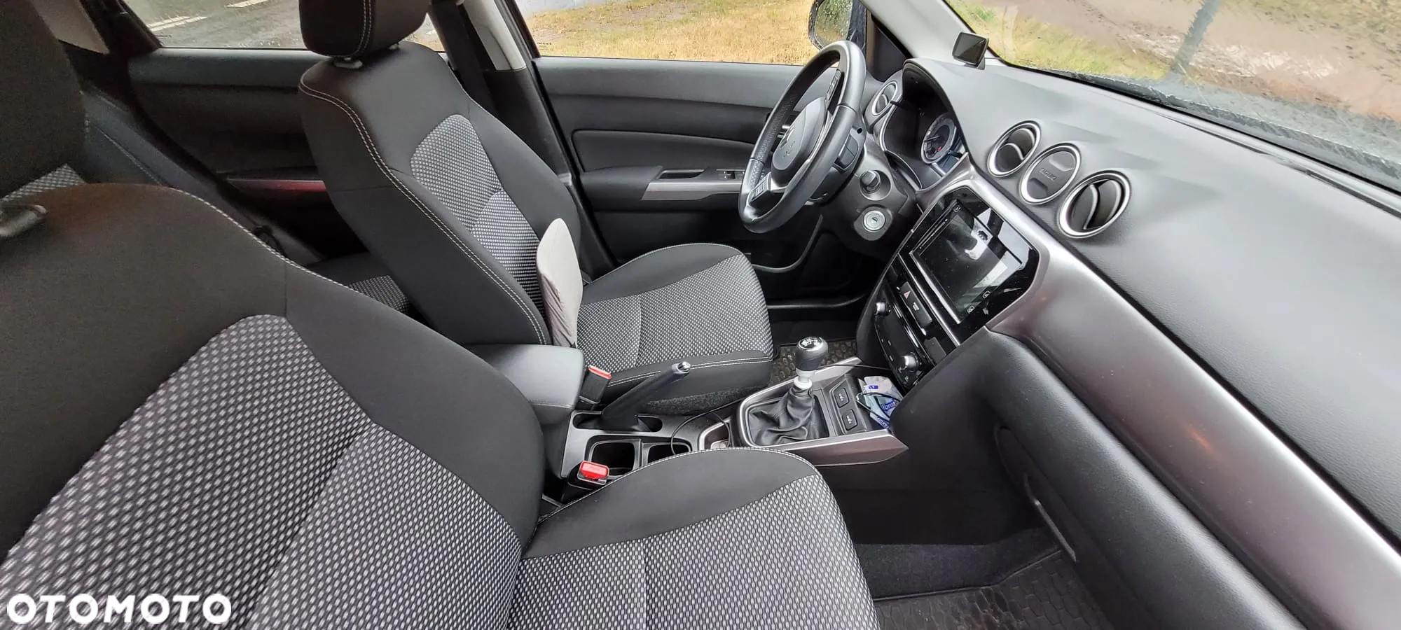 Suzuki Vitara - 11