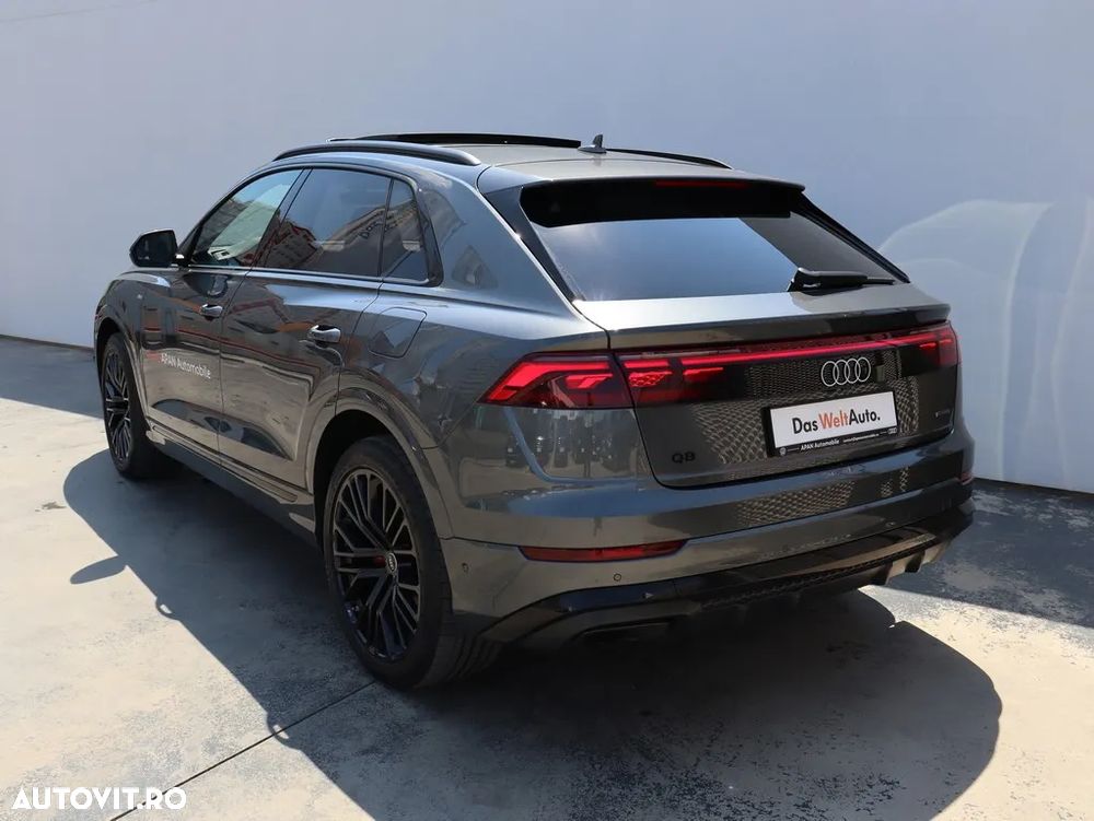 Audi Q8 55 TFSI e quattro Tiptronic PHEV - 3