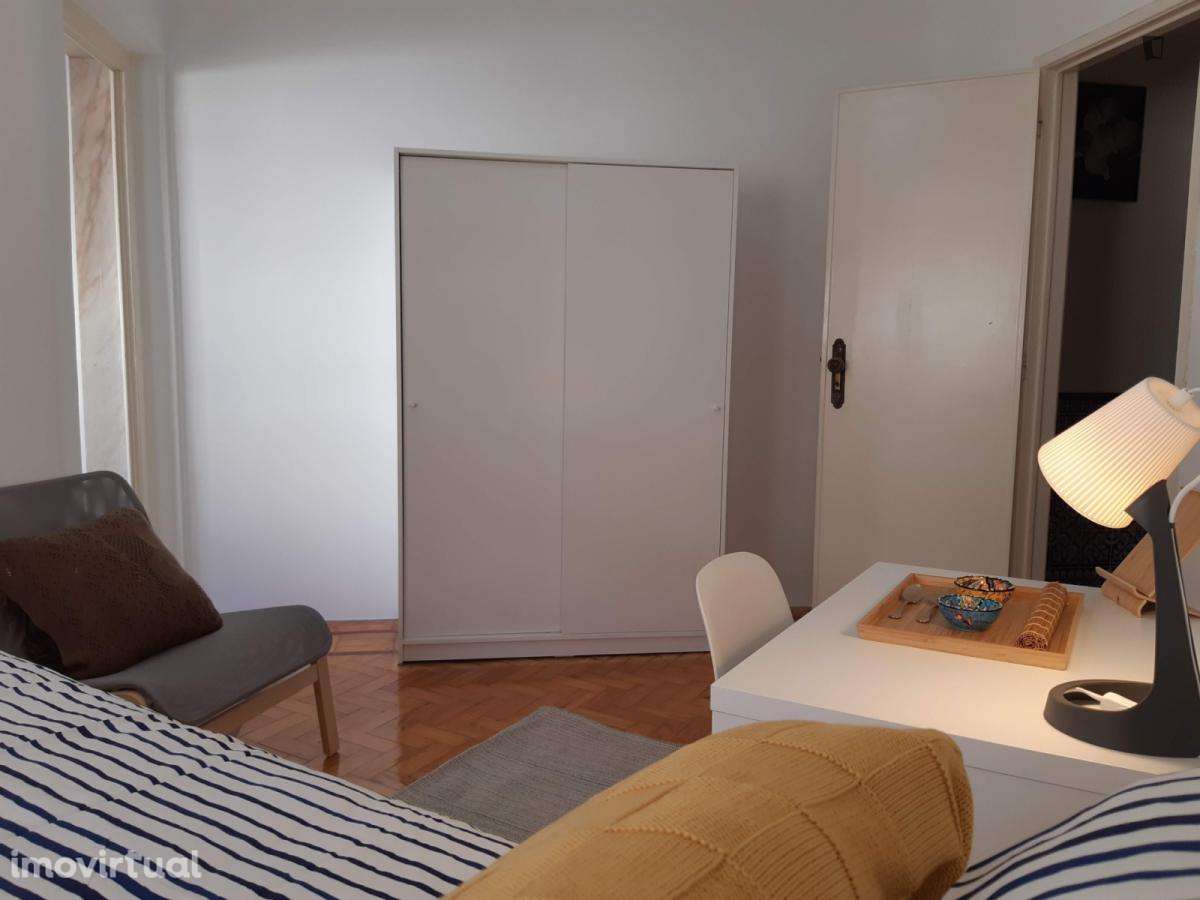 Quarto - localizado em Amadora Lisbon - Grande imagem: 2/6