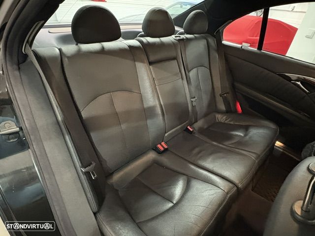 Mercedes-Benz E 270 - 33