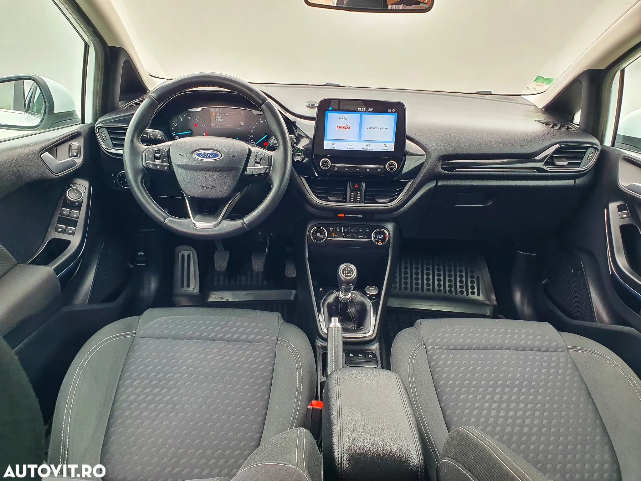 Ford Fiesta 1.0 EcoBoost S&S TITANIUM - 12
