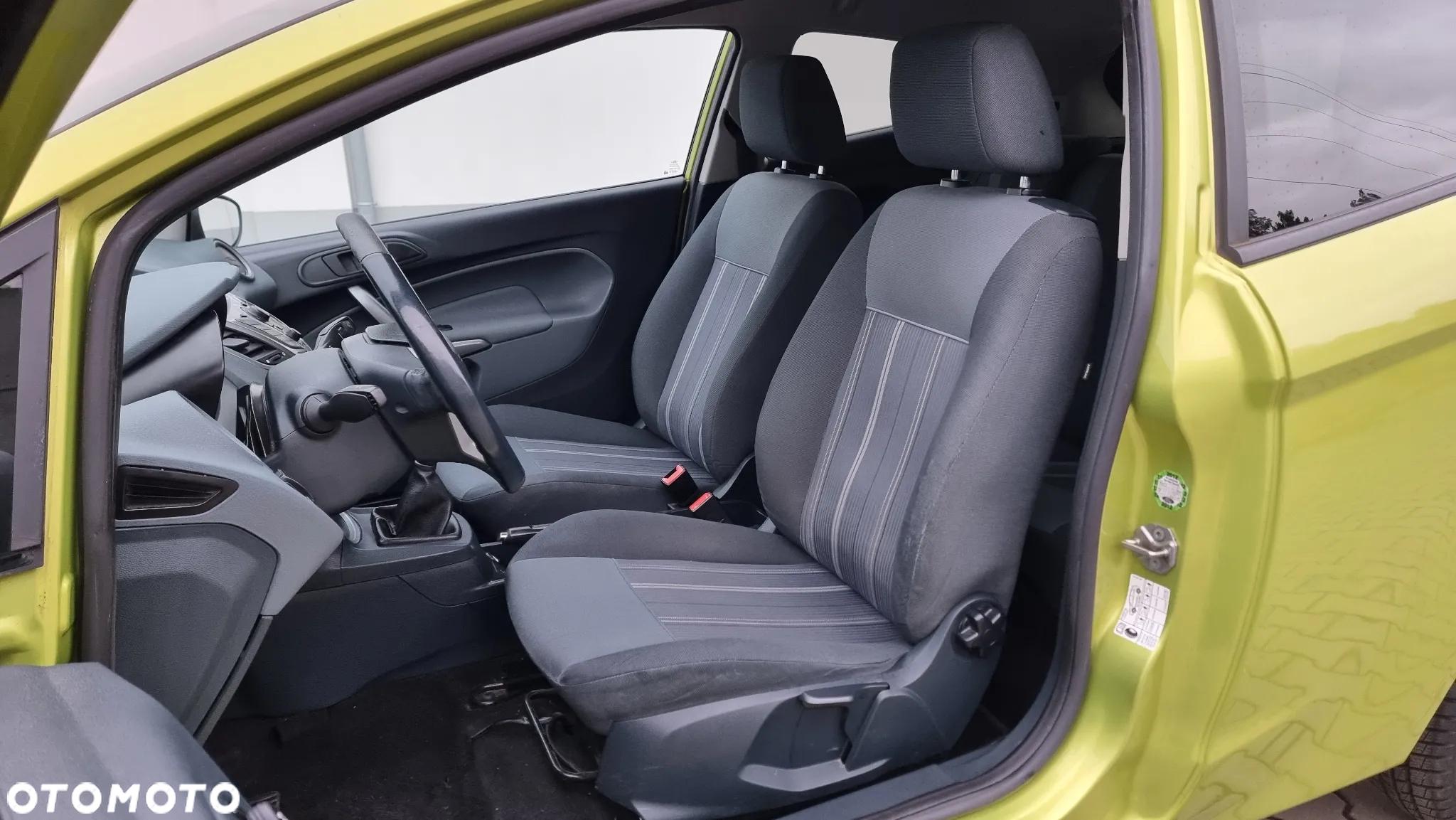 Ford Fiesta 1.25 Titanium - 21
