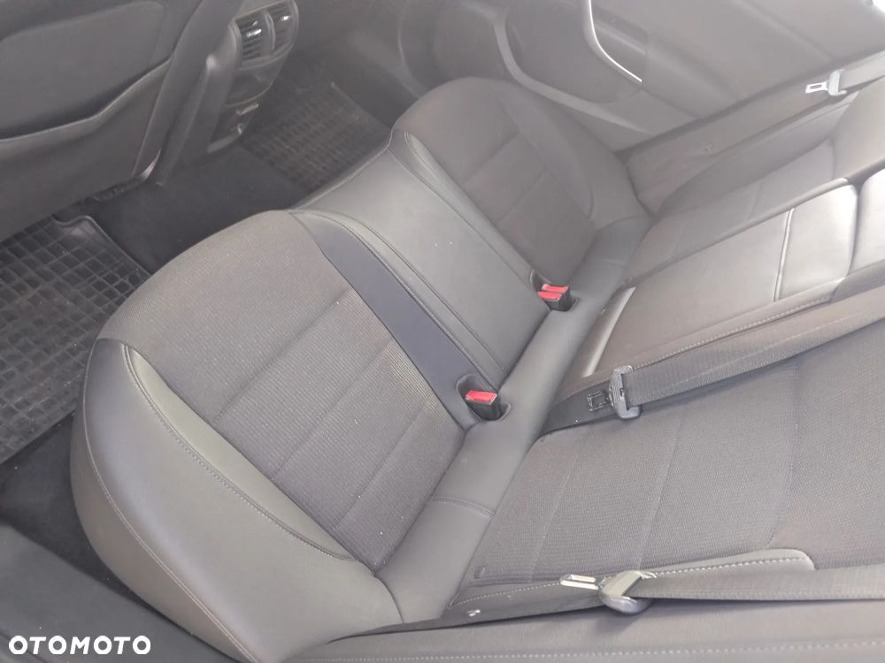 Opel Insignia 1.8 Elegance - 9