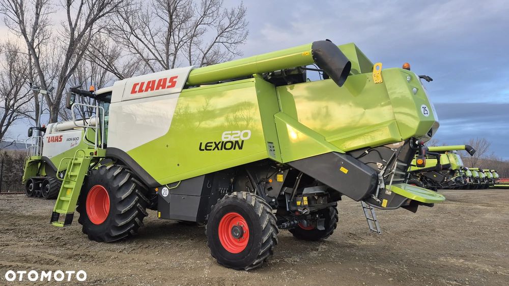 Claas Lexion 620 z hederem - 23