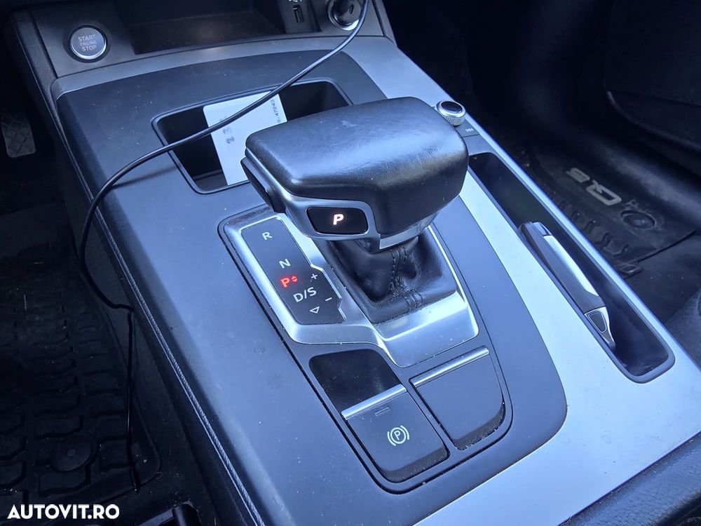 Audi Q5 40 TDI quattro S tronic MHEV Advanced - 6