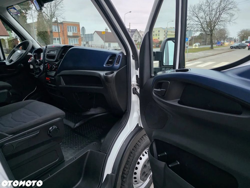 Iveco 35s14 Kontener - 11