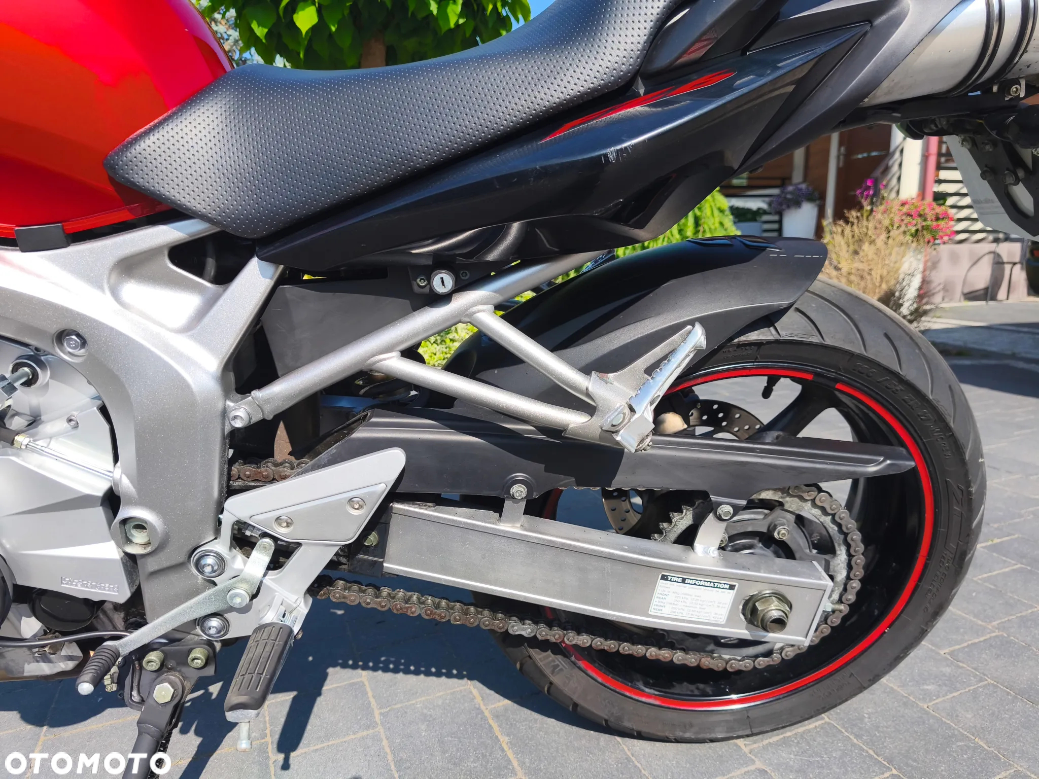Yamaha FZ6 - 18