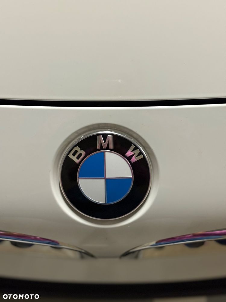 BMW 3GT 320i - 14