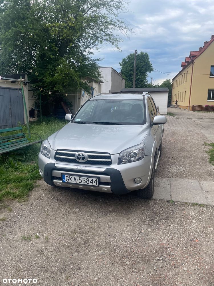 Toyota RAV4 2.2 D-4D X - 4