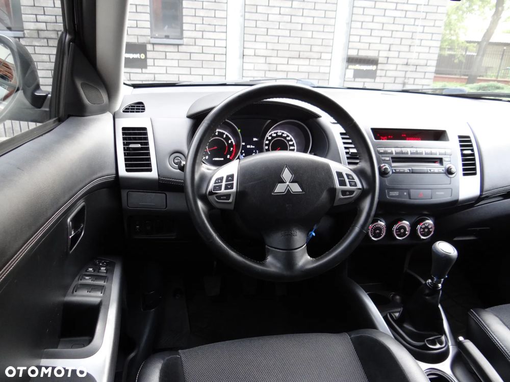 Mitsubishi Outlander 2.0 2WD Edition - 25