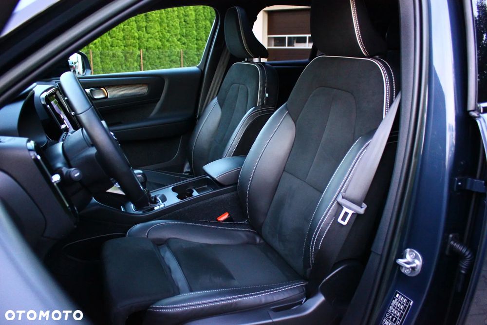 Volvo XC 40 - 26