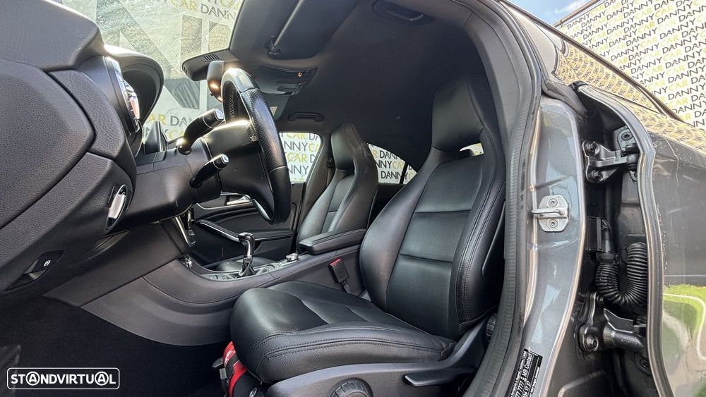 Mercedes-Benz CLA 200 d Shooting Brake - 8