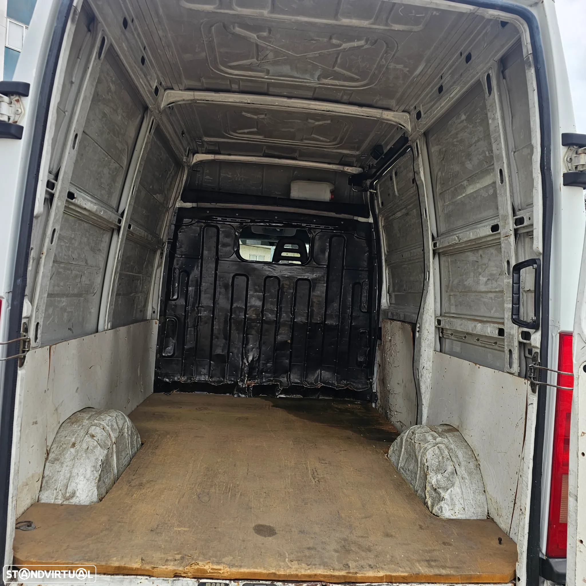 Iveco Daily - 14